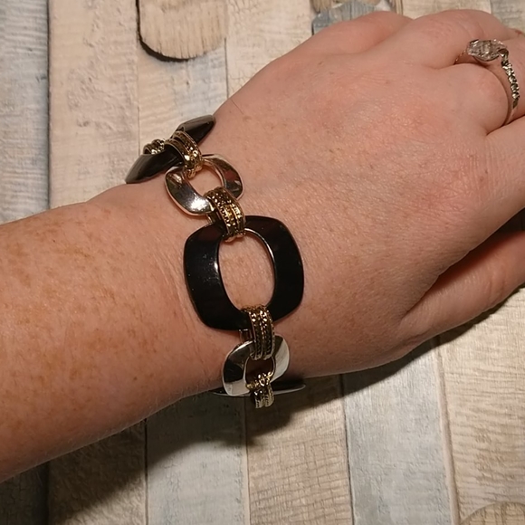 Alfani Metal Toggle Clasp Bracelet